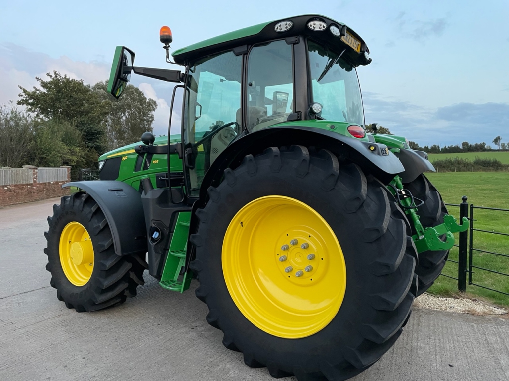 John Deere 6R 185
