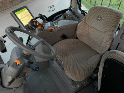 John Deere 6R 185