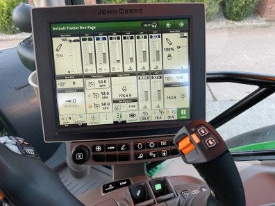 John Deere 6R 185