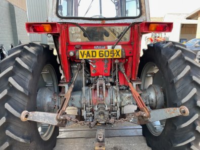 Massey Ferguson 590
