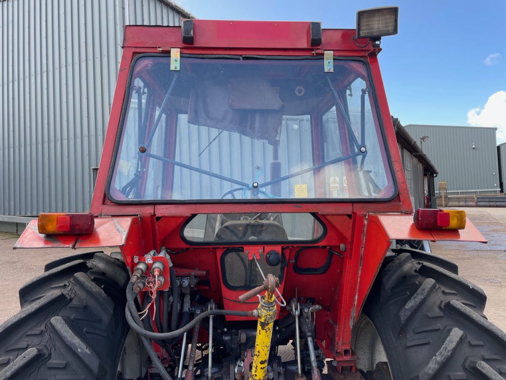 Massey Ferguson 265
