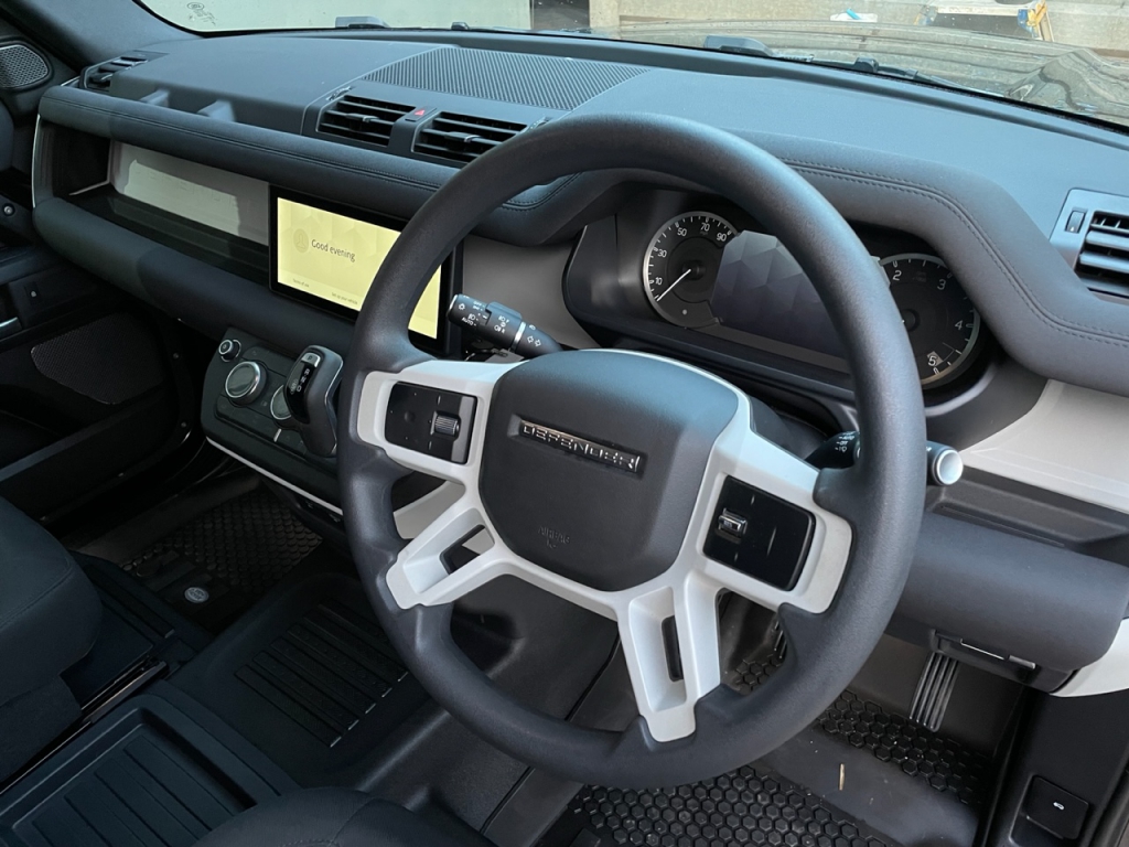 Land Rover Defender 90 Hard Top D250