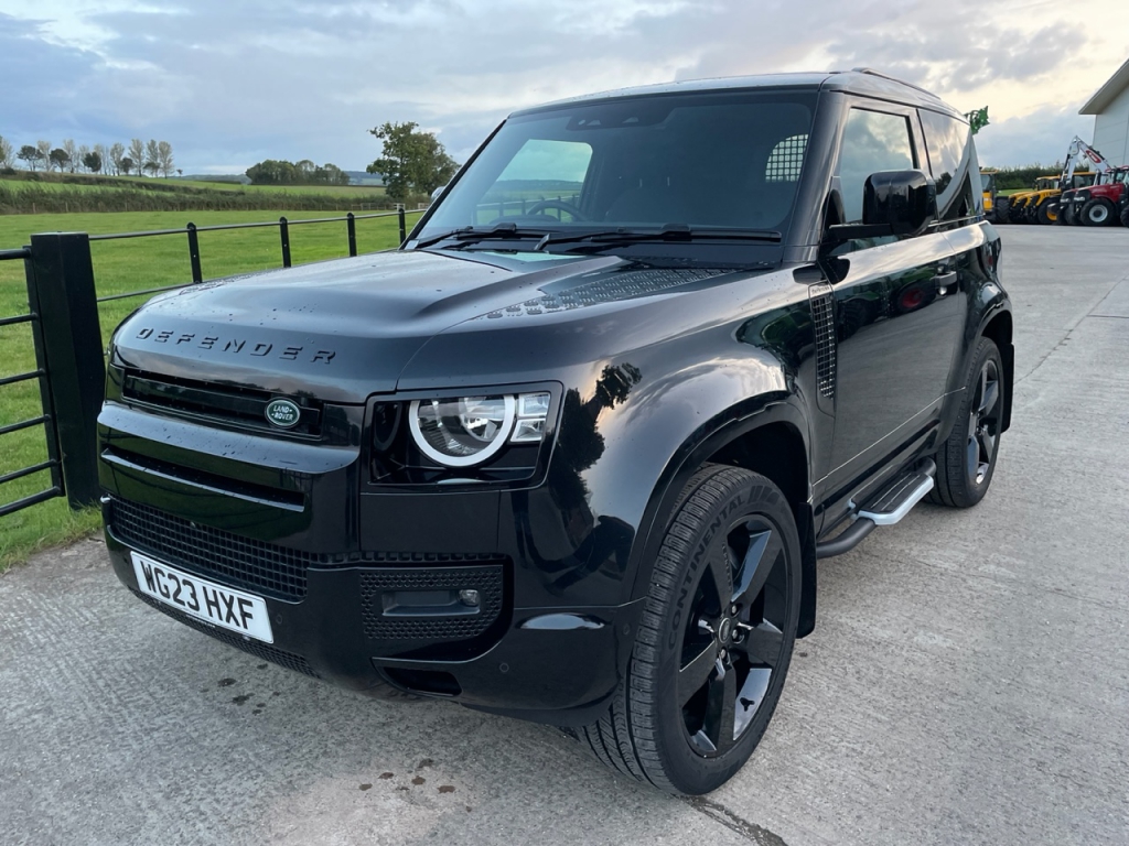 Land Rover Defender 90 Hard Top D250