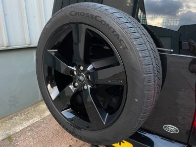 Land Rover Defender 90 Hard Top D250