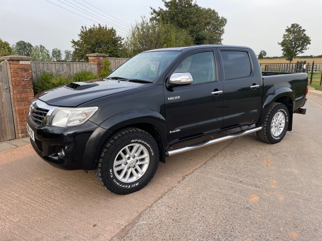 Toyota Hi-Lux Invincible 3.0 Diesel