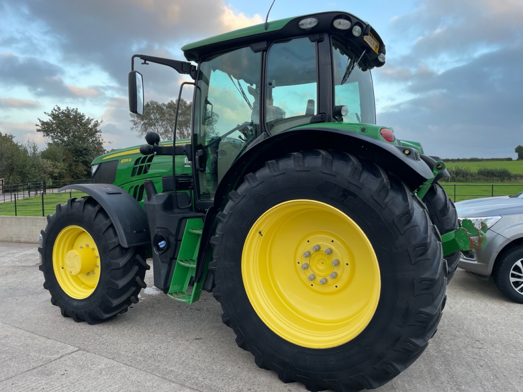 John Deere 6155R