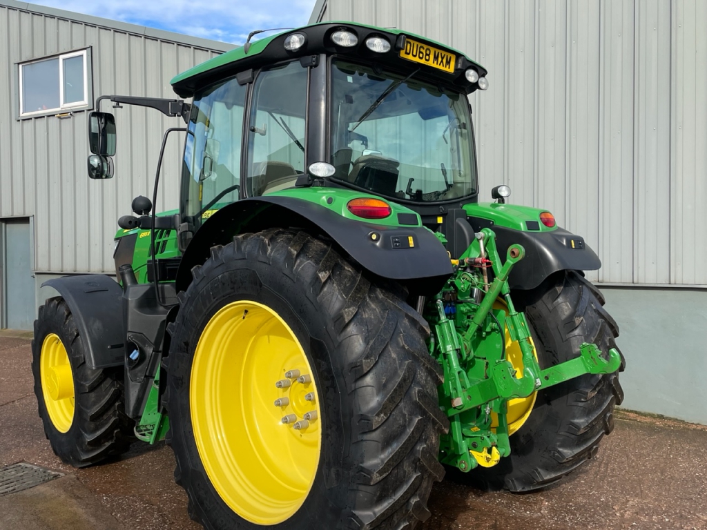 John Deere 6155R