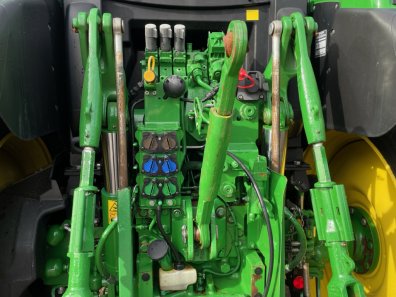 John Deere 6155R