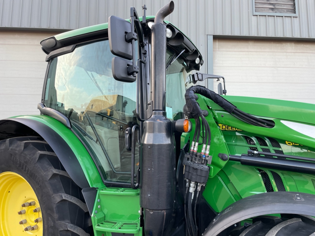 John Deere 6130R