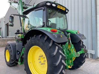 John Deere 6130R