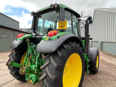 John Deere 6115M