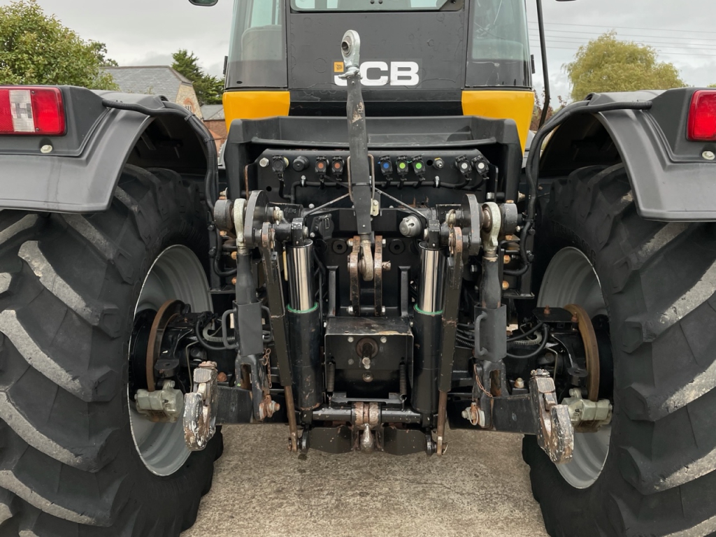 JCB 2170 Plus Fastrac
