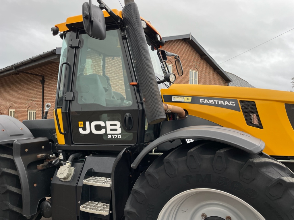 JCB 2170 Plus Fastrac