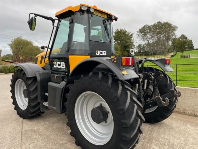 JCB 2170 Plus Fastrac