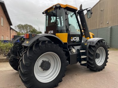 JCB 2170 Plus Fastrac