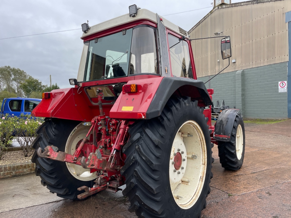 International 955XL