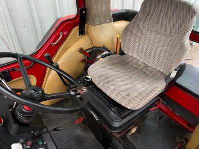 International 955XL