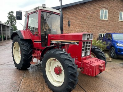 International 955XL