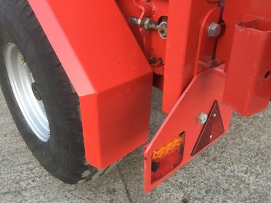 Teagle Tomahawk 8500 trailed straw chopper