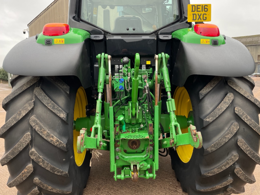 John Deere 6150M