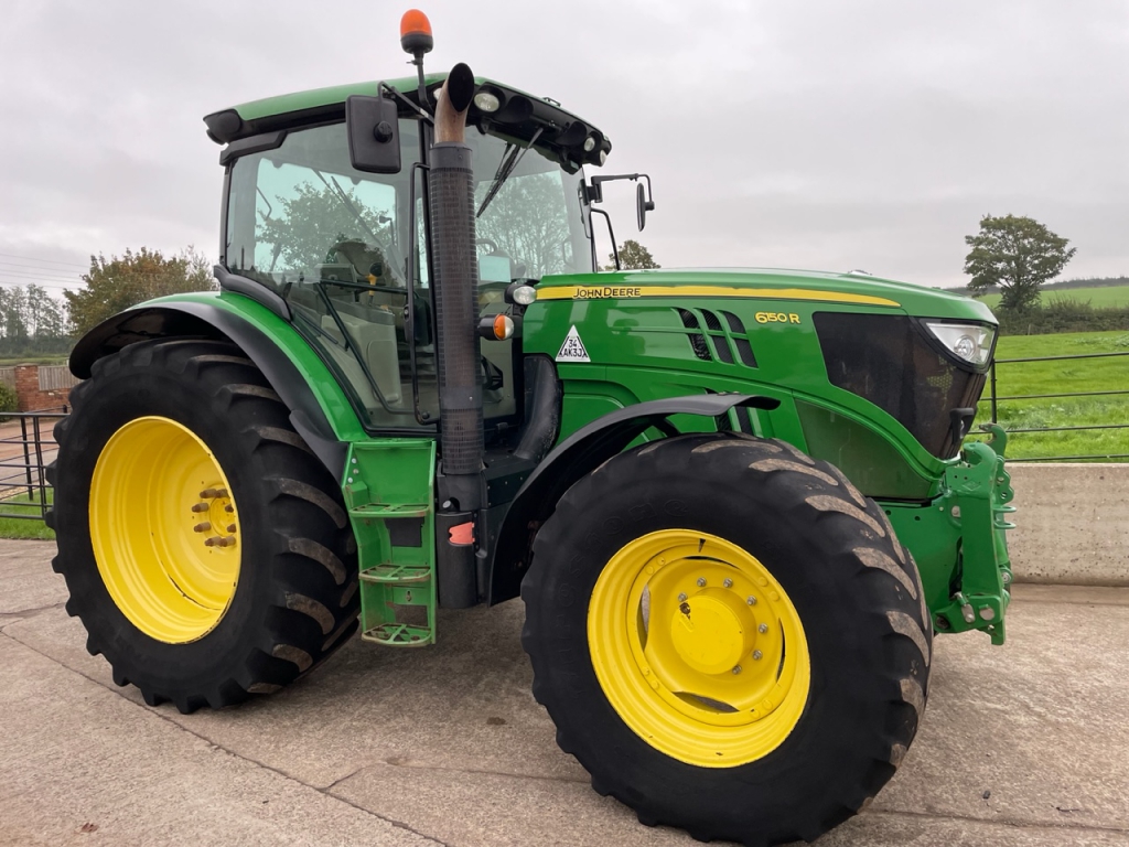 John Deere 6150R