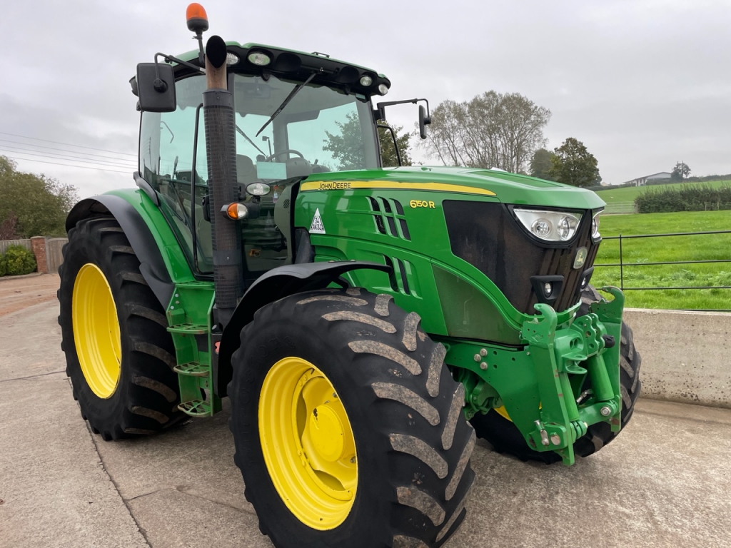 John Deere 6150R