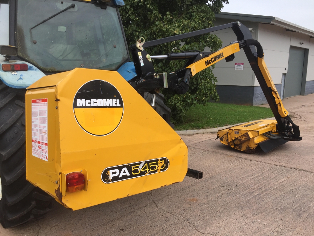 McConnel PA5455 hedge trimmer