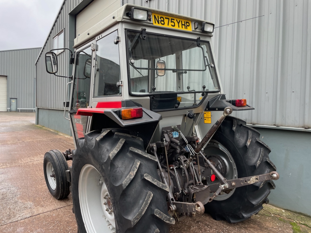 Massey Ferguson 342