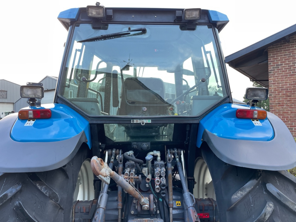 New Holland TS110