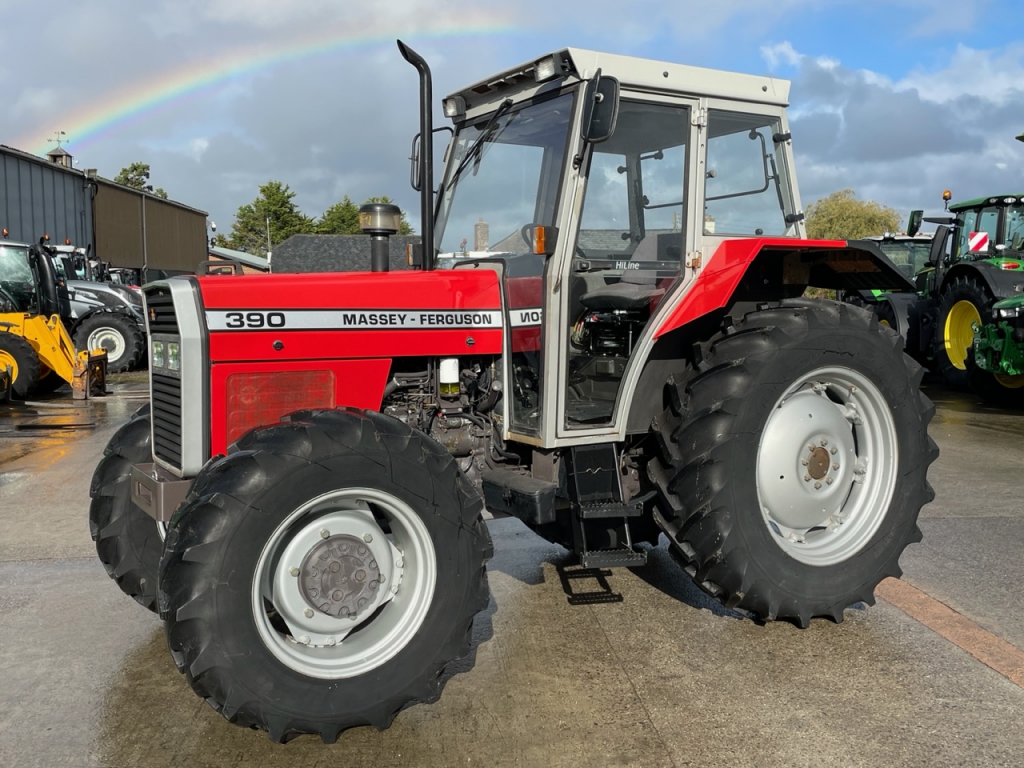 Massey Ferguson 390
