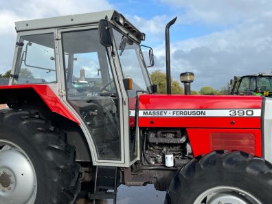 Massey Ferguson 390