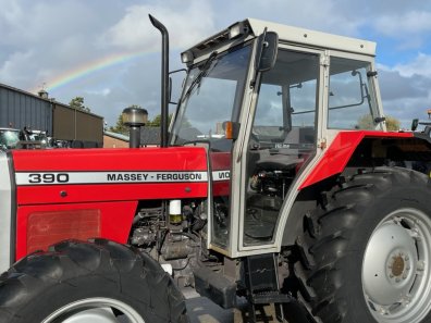 Massey Ferguson 390