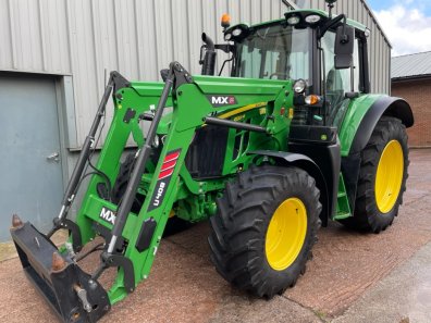 John Deere 6120M