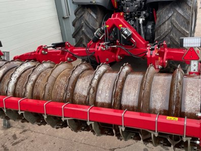 Sumo subsoiler