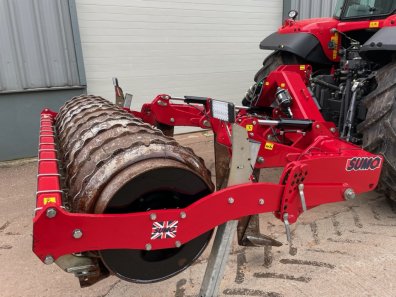 Sumo subsoiler