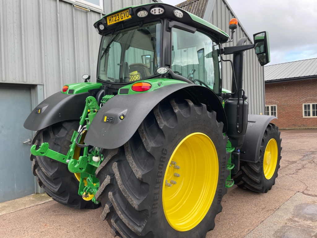 John Deere 6R 185