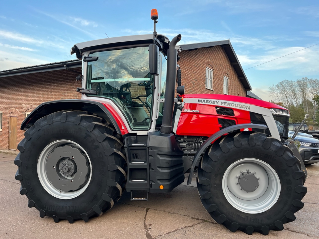 Massey Ferguson 8S.285 Exclusive