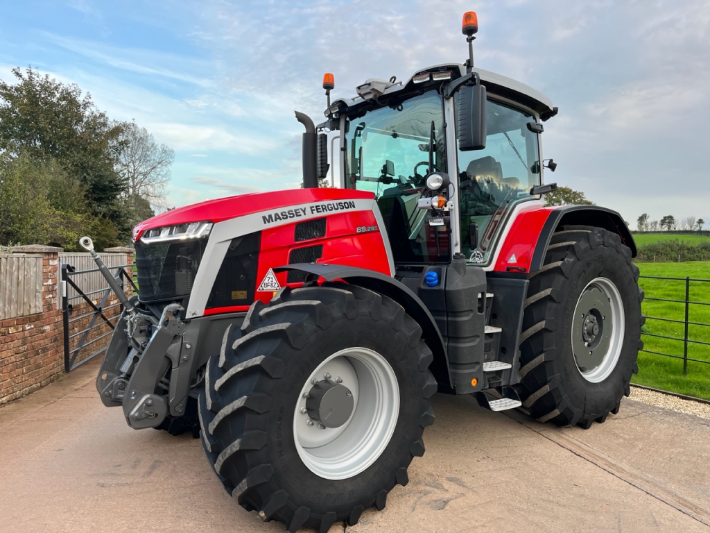 Massey Ferguson 8S.285 Exclusive