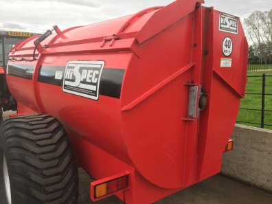Hi-Spec 1000 SS sidespreader