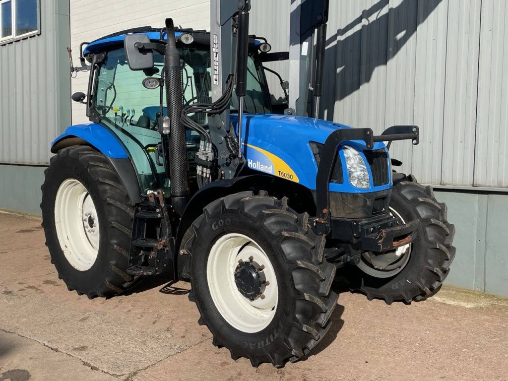 New Holland T6030 Plus
