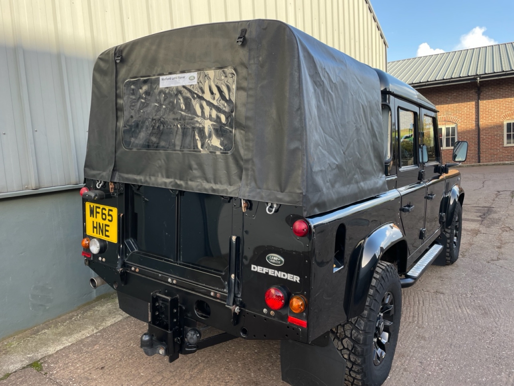 Land Rover Defender 110 XS pickup 2.2 TDCi