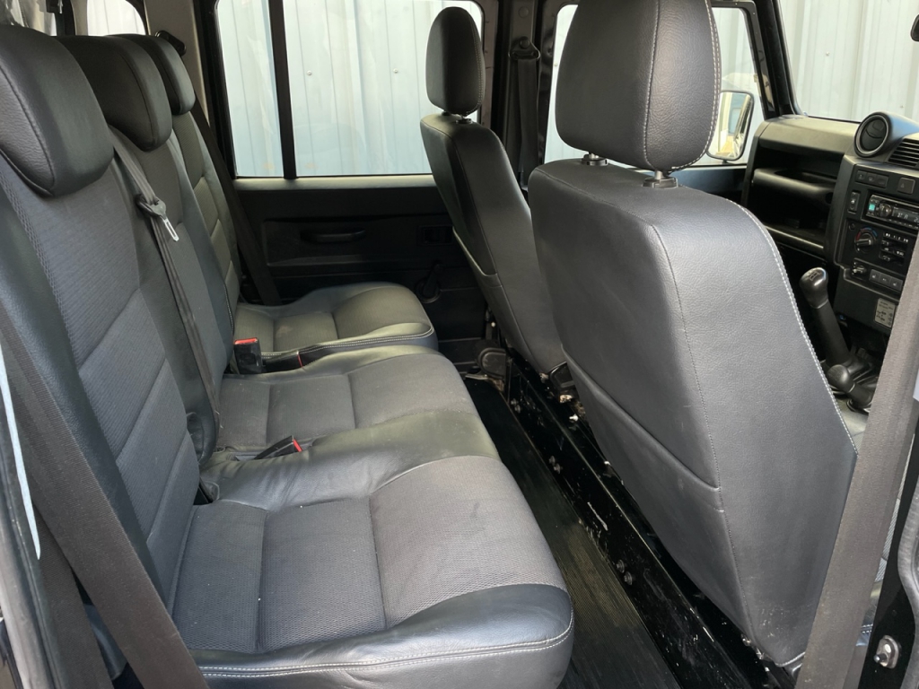 Land Rover Defender 110 XS pickup 2.2 TDCi