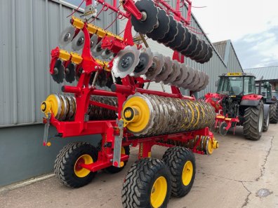 Vaderstad Carrier 650
