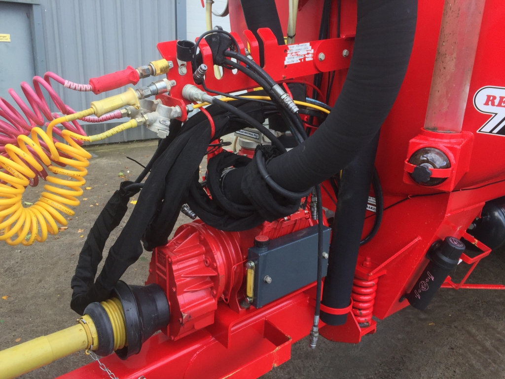 Redrock 3500 gallon tanker