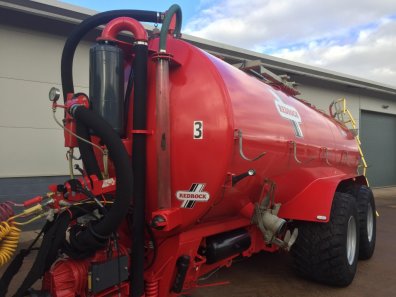 Redrock 3500 gallon tanker