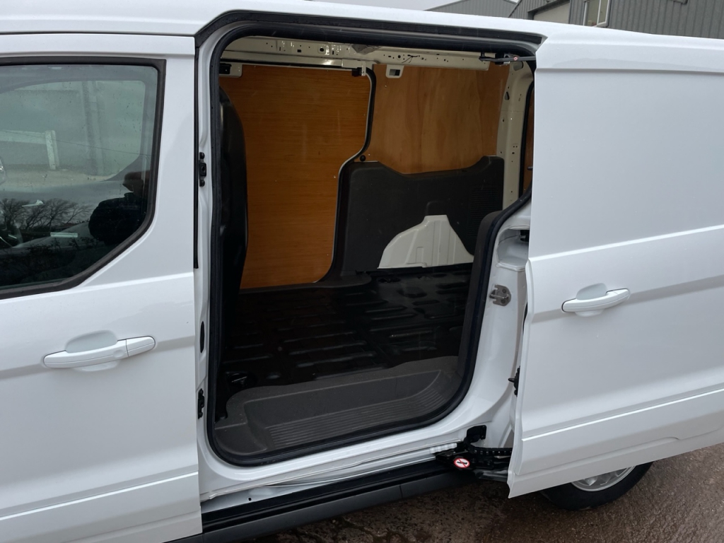 Ford Transit Connect 240 Limited van - 1.5 diesel 120hp