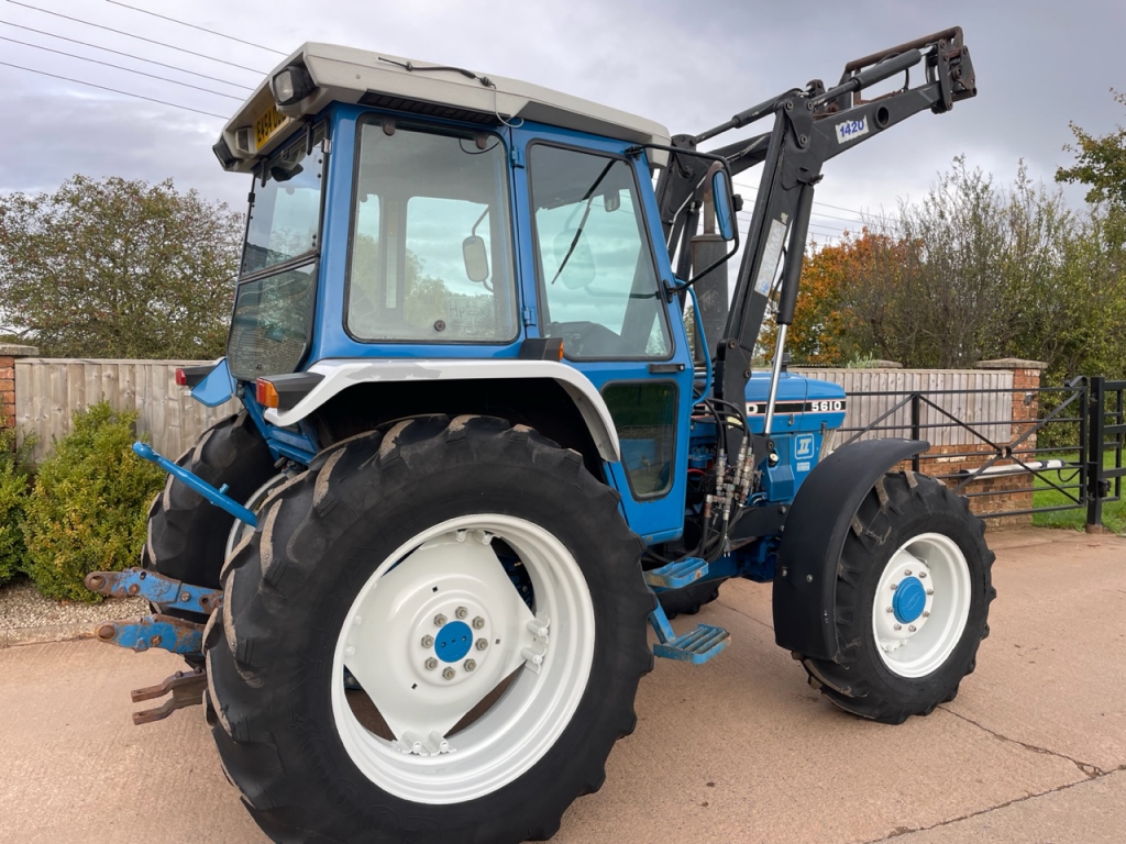 Ford 5610 II