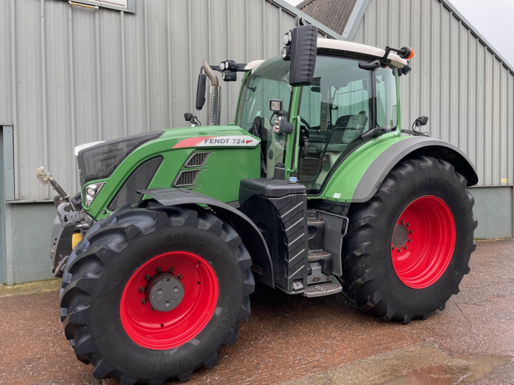 Fendt 724 Profi-Plus