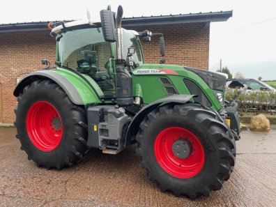 Fendt 724 Profi-Plus