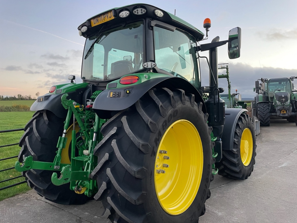 John Deere 6155R